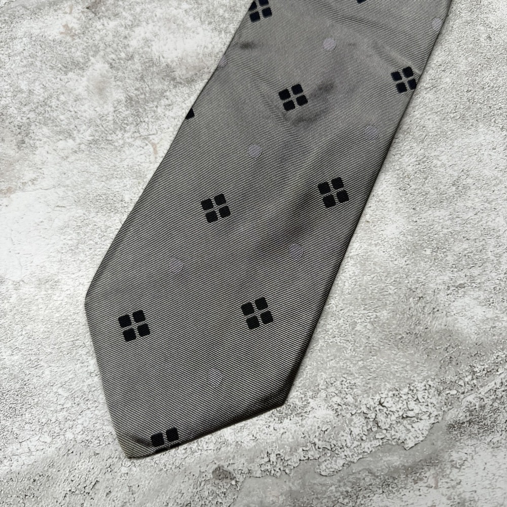 Ike Behar Silk Tie Mens One Size Gray Geometric Pointed Made In USA Necktie